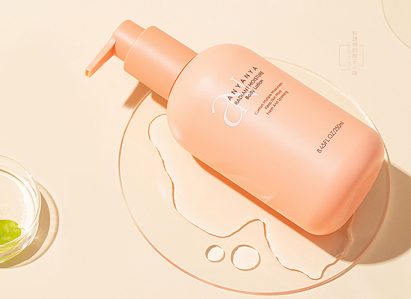 Dior“羽衣霓裳”杠上花西子，國際大牌也想做“中國風(fēng)”